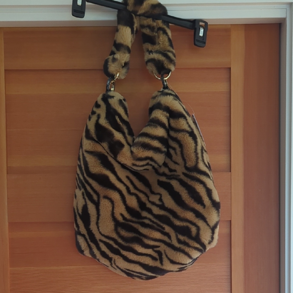 NWT topshop tiger print hobo bag